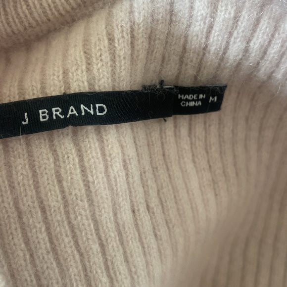 J Brand Mackenzie 100% Cashmere Cold-Shoulder Sweater Size Medium Pink - Picture 10 of 10